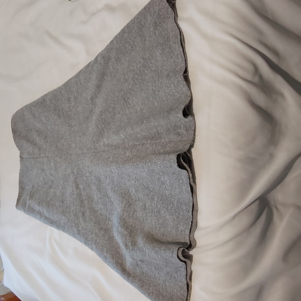 Nicholas A line Skirt. Size Small. Gray. Very good condition.